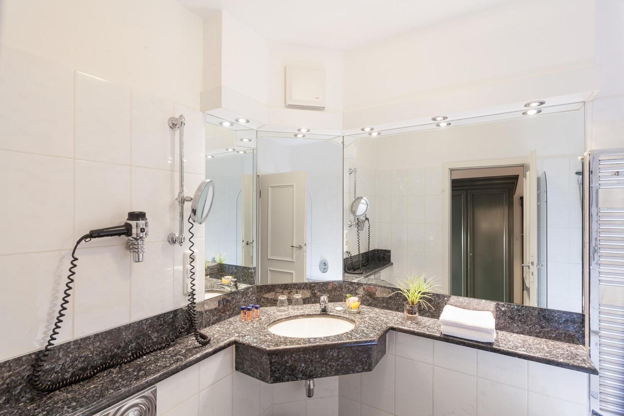 Hotel & Restaurant Grotehof Minden  Dış mekan fotoğraf